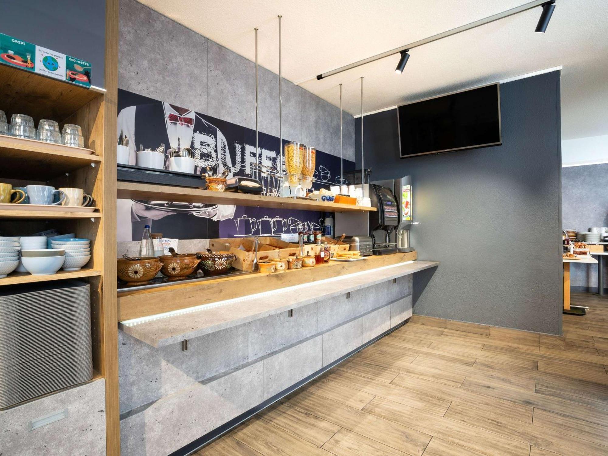 Ibis Budget Strasbourg Centre Gare Exterior photo